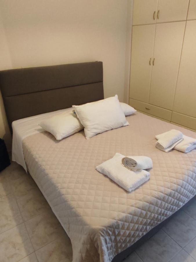 Angela Apartment Корони Экстерьер фото
